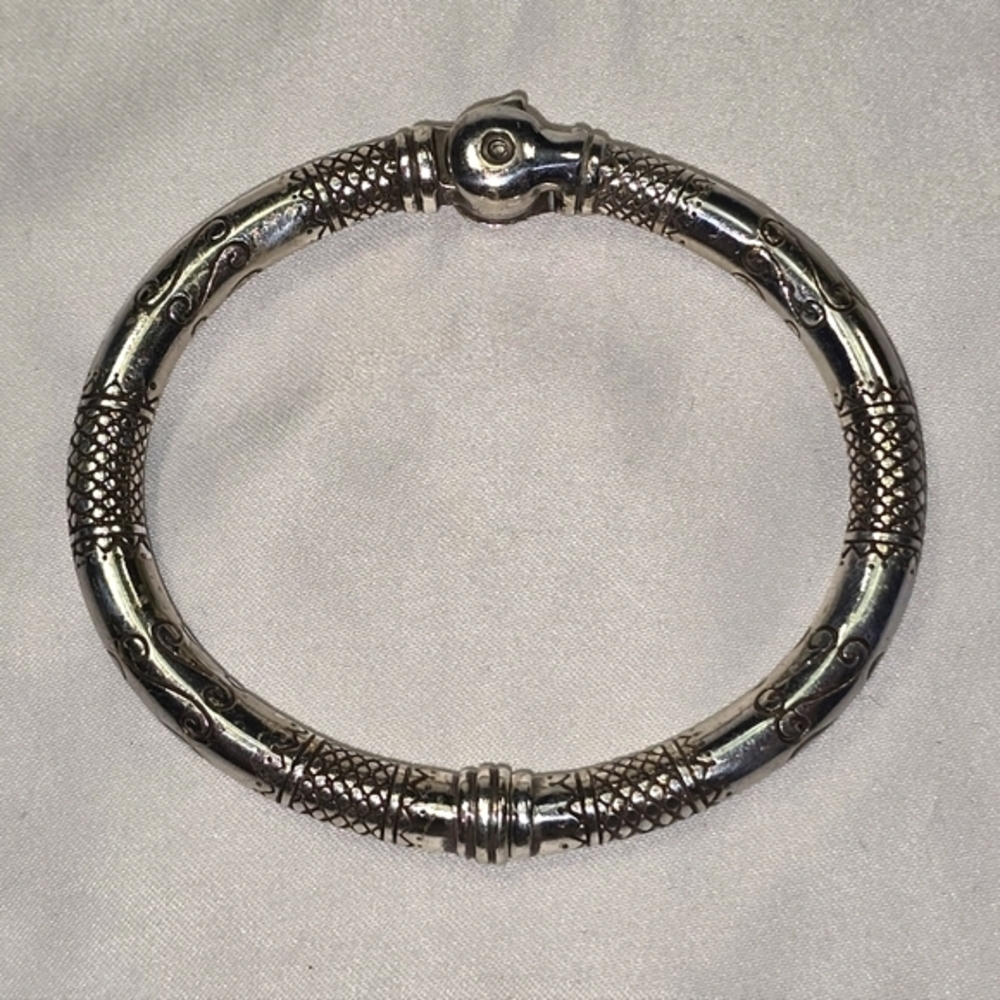Brighton Vintage Style Silver Pl  Bangle Bracelet Snake Head Clasp Etched Design